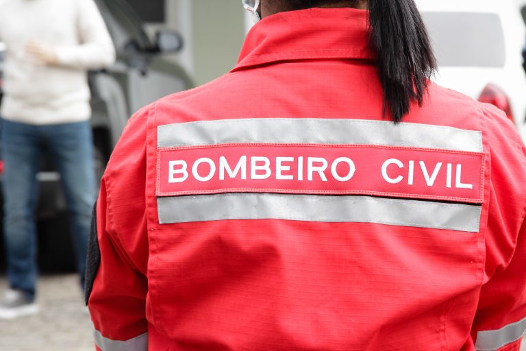 BOMBEIRO CIVIL